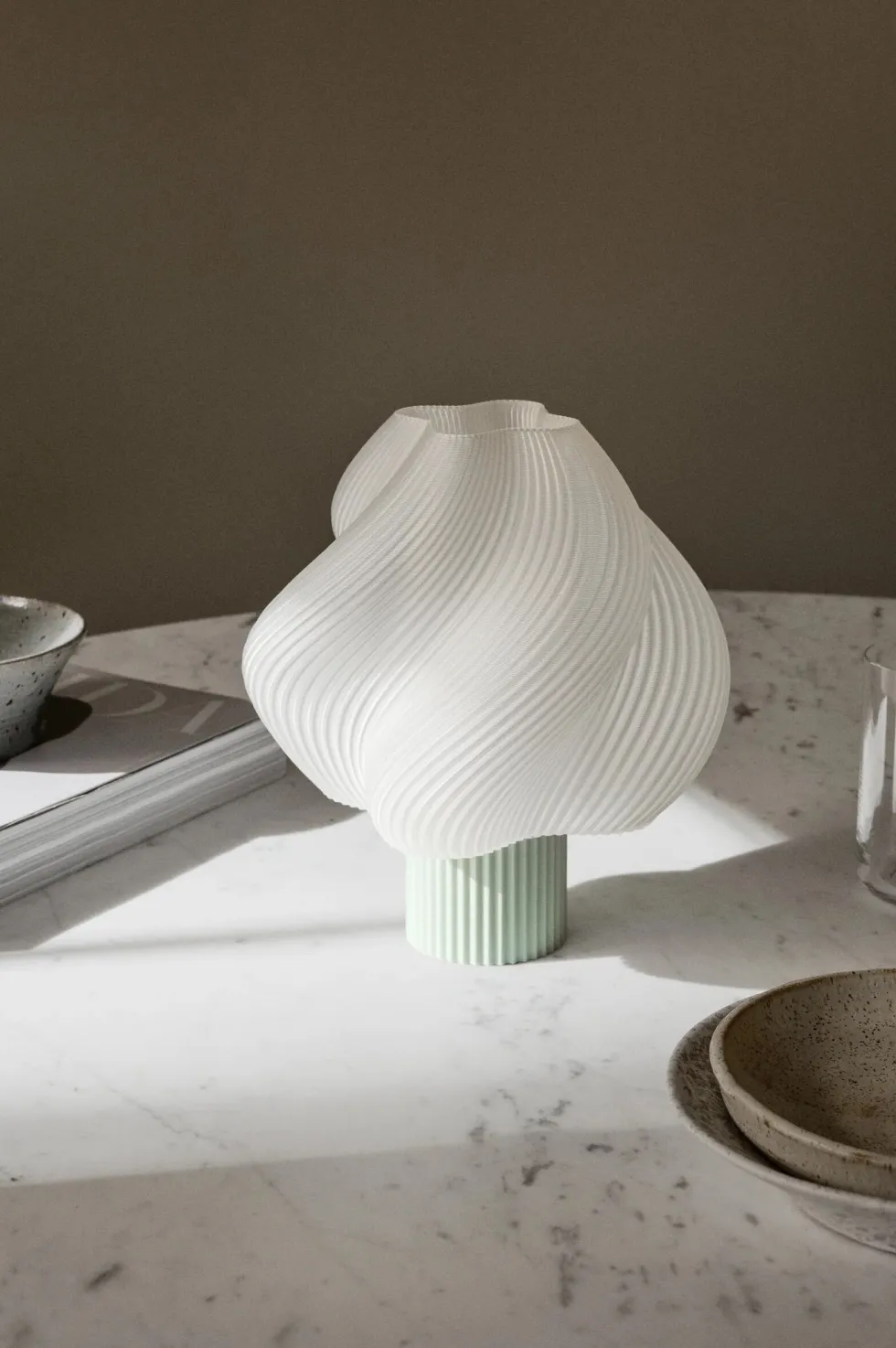 Lampe portable matcha 23 cm Soft serve - Crème Atelier