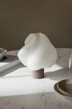 Lampe portable mocha 23 cm Soft serve - Crème Atelier