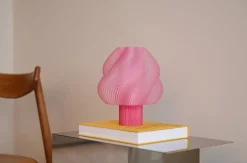 Lampe portable rose sorbet 23 cm Soft serve - Crème Atelier