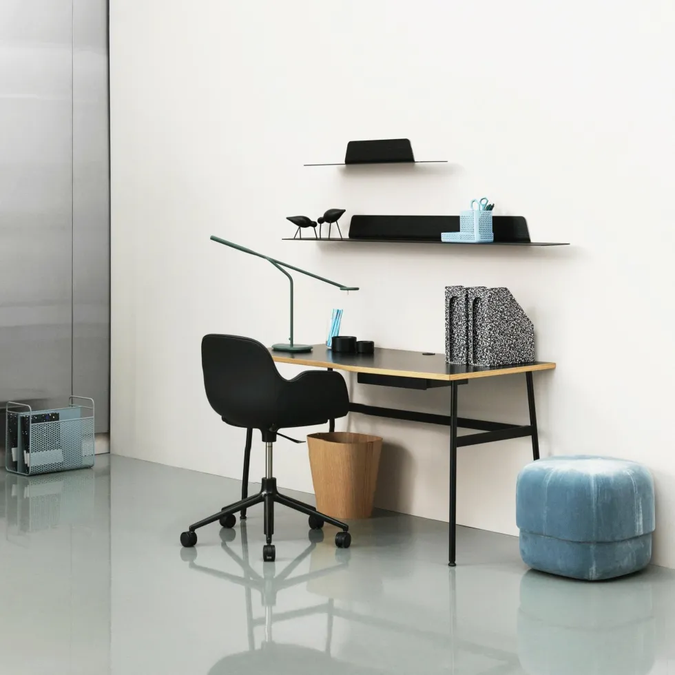Lampe à poser noire Flow noir - Normann Copenhagen