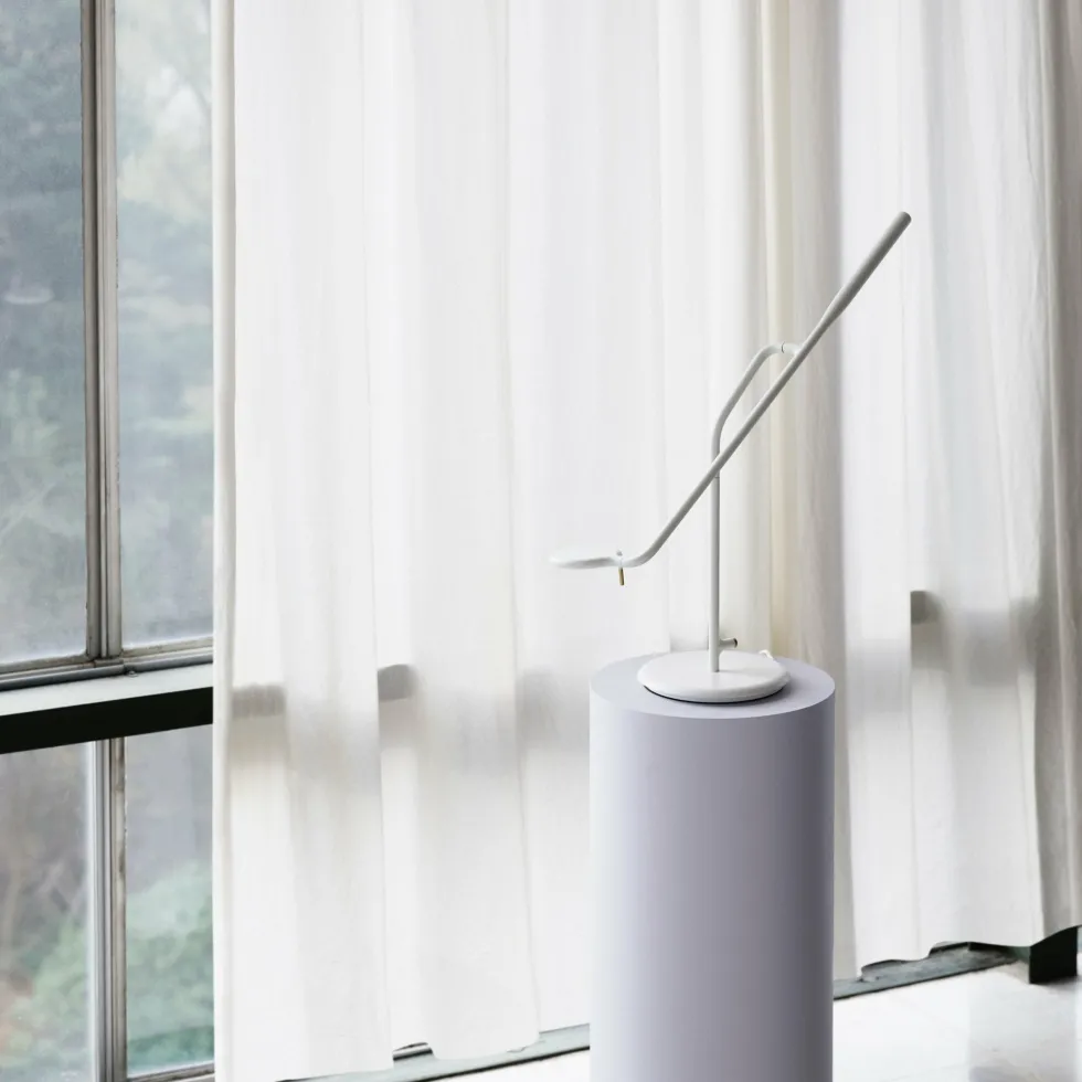 Lampe à poser noire Flow noir - Normann Copenhagen