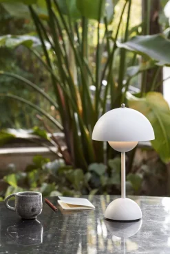 Lampe à poser sans fil blanc mat Flowerpot VP9 - &tradition