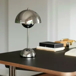 Lampe à poser sans fil chrome plaqué 29,5 x 16 cm Flowerpot VP9 - &Tradition