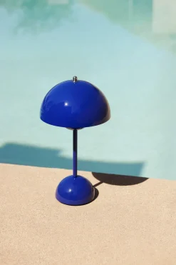 Lampe à poser sans fil cobalt blue Flowerpot VP9 - &tradition