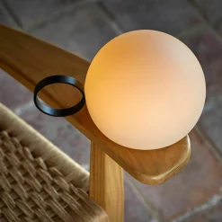 Lampe à poser sans fil noire avec petit anneau Circ - Estiluz