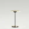 Lampe sans fil en laiton brossé et aluminium blanc Ginger 20 M - Marset