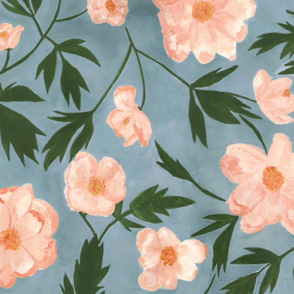 Lé de papier peint fleuri sur fond bleu clair Aude - Mues Design