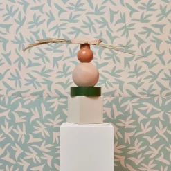 Lé de papier peint vert sur beige Loup - MUES Design
