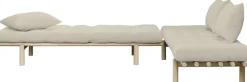 Lit de jour en bois naturel et coton beige Pace - Karup Design