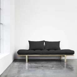 Lit de jour en bois naturel et coton noir Pace - Karup Design