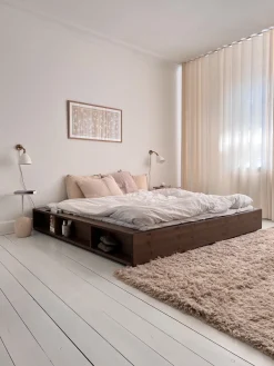 Lit en pin laqué marron foncé et tissu 180 x 200 cm Ziggy - Karup Design