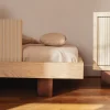 Lit junior en bois massif d'hévéa et frêne naturel 160x70cm Heju x Nobodinoz - Nobodinoz