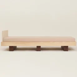 Lit junior en bois massif d'hévéa et frêne naturel 160x70cm Heju x Nobodinoz - Nobodinoz