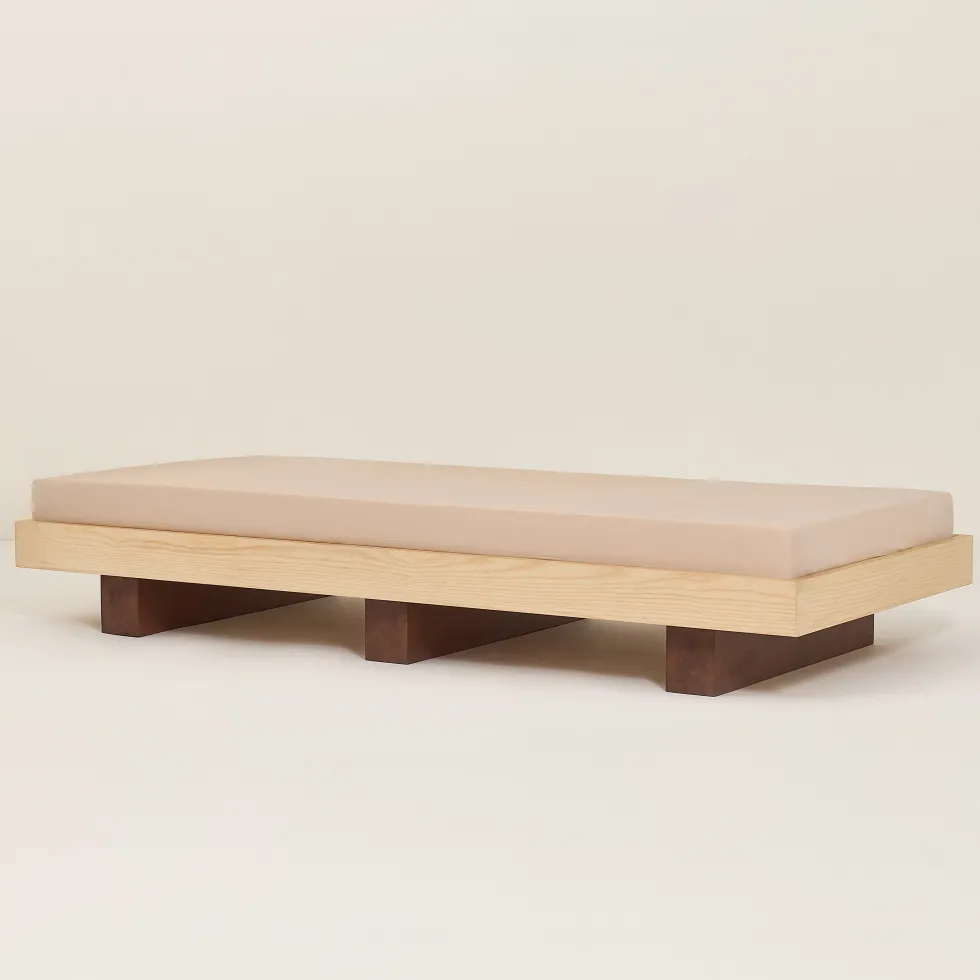 Lit junior en bois massif d'hévéa et frêne naturel 160x70cm Heju x Nobodinoz - Nobodinoz