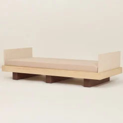 Lit junior en bois massif d'hévéa et frêne naturel 160x70cm Heju x Nobodinoz - Nobodinoz