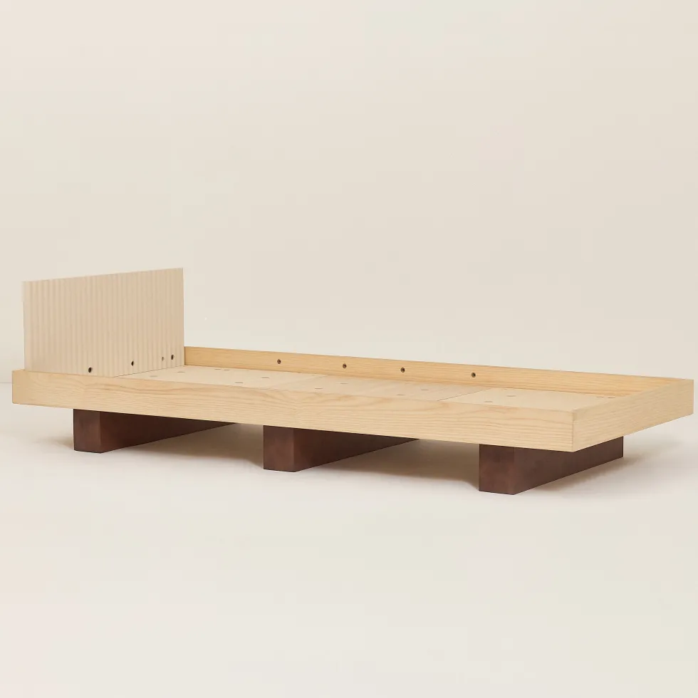 Lit junior en bois massif d'hévéa et frêne naturel 160x70cm Heju x Nobodinoz - Nobodinoz