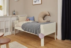 Lit simple pour enfant en bois contreplaqué crème 70x150cm Nova - Flexa