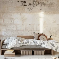 Lit une personne en bois de chêne vernis Kona - Ferm Living