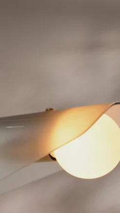 Lustre à 3 niveaux en laiton et verre gris aube Sycamore - Tala