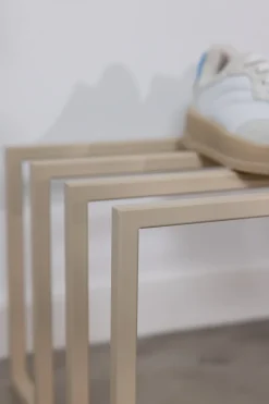 Meuble à chaussures en acier beige cashew 80x30x41cm Bovi - Metallbude