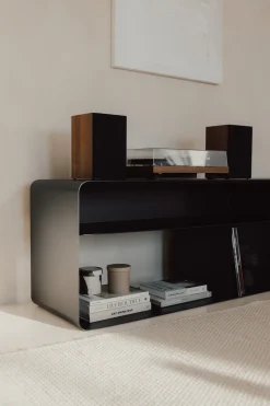 Meuble tv en acier noir 180x40x52cm Tavir - Metallbude