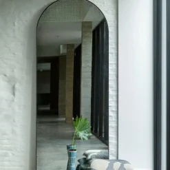 Miroir vieilli en arche à poser - Ethnicraft Accessories