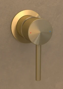 Mitigeur lavabo mural en laiton doré brossé Corbeau - Kroos