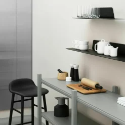 Moulin à poivre en chêne naturel et marbre noir 27 cm Craft Oak/noir - Normann Copenhagen