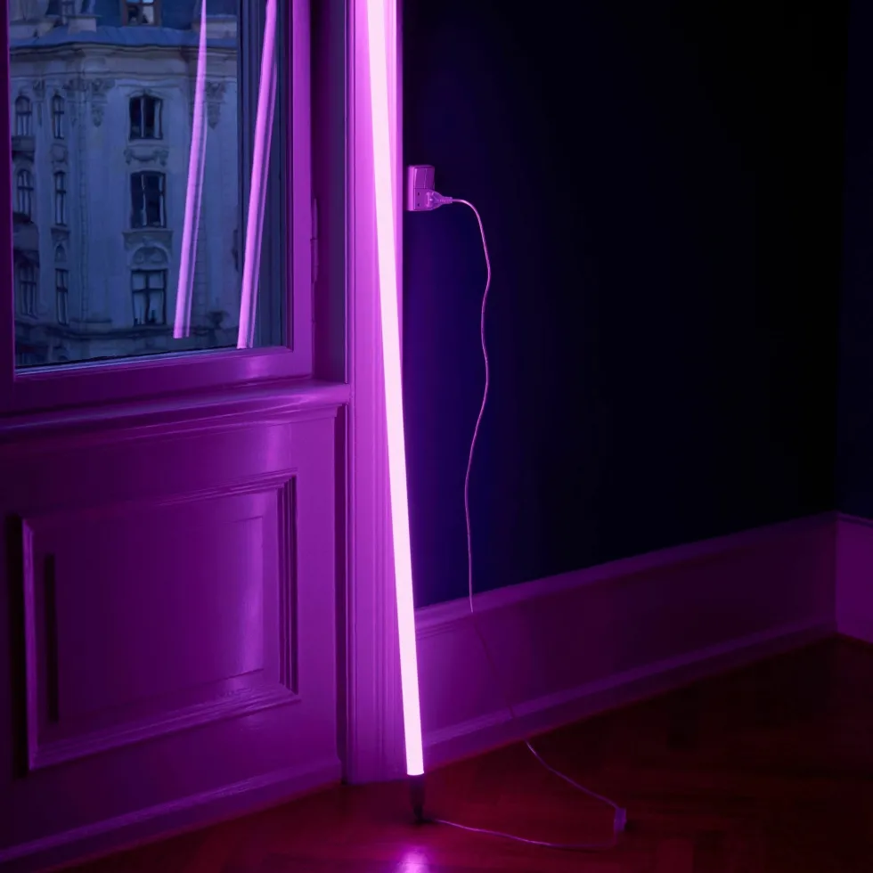 Néon tube led rose 150 cm Neon - HAY