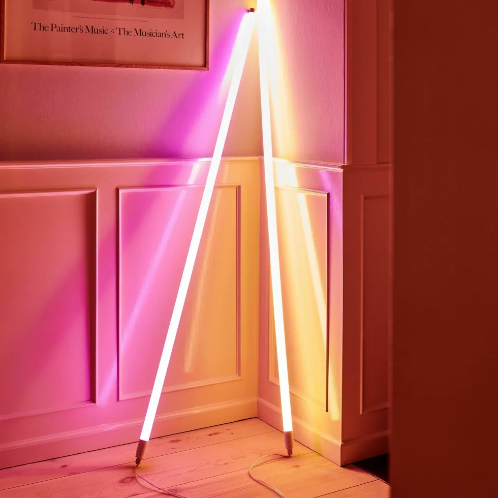Néon tube led rose 150 cm Neon - HAY
