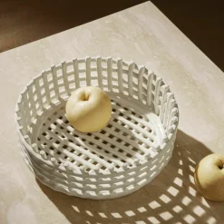 Panier blanc en céramique - Ferm Living