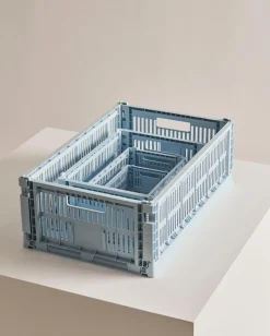 Panier en plastique recyclé bleu ciel 26,5 x 34,5 x 14 cm Colour Crate - HAY