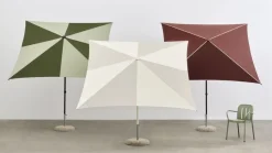Parasol carré bordeaux 240x240x248cm Terrazza - HAY