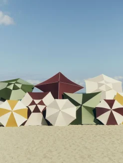 Parasol octogonal blanc et bordeaux 200x200x223cm Terrazza - HAY