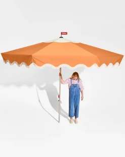 Parasol oversize rétro en polyester orange Pensol - Fatboy