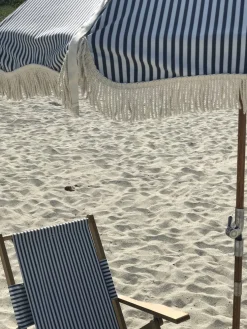 Parasol rond en tissu à rayures bleu marine Laurens Stripe The Premium - Business & Pleasure
