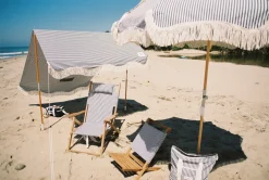 Parasol rond en tissu à rayures bleu marine Laurens Stripe The Premium - Business & Pleasure
