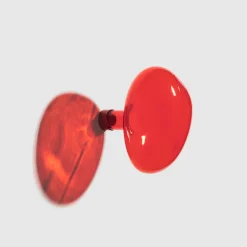 Patère murale en verre vermillon 15cm Bubble - Petite friture