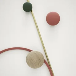 Patère ronde en chêne naturel 13 cm The Dots - Muuto