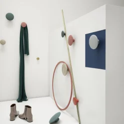 Patère ronde en laiton doré 2,7 cm The Dots - Muuto