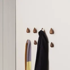 2 Patères en bois noires L Dropit noir - Normann Copenhagen