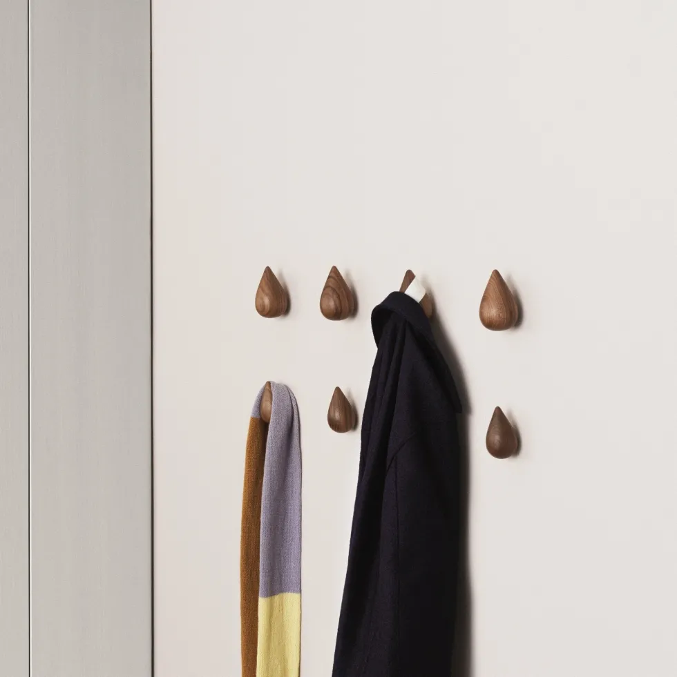 2 Patères en bois noires L Dropit noir - Normann Copenhagen