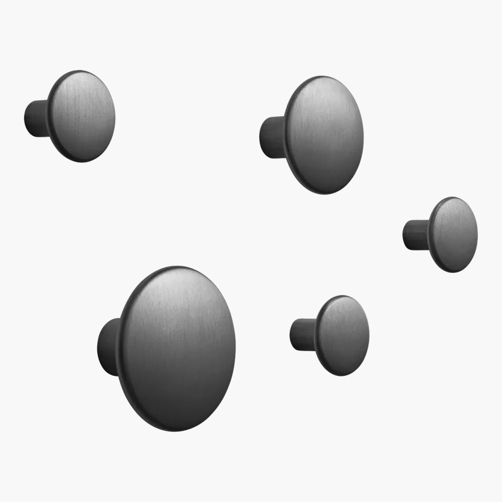 5 Patères rondes en métal noir The Dots - Muuto