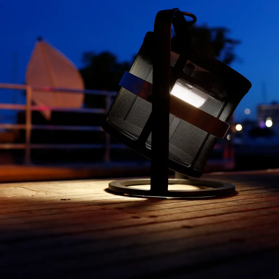 Petite lampe abat-jour blanc et cadre charbon La Lampe Petite - Maiori
