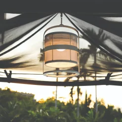 Petite lampe abat-jour kaki et cadre blanc La Lampe Petite - Maiori