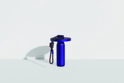 Petite lampe nomade en aluminium bleu Quasar - Petite Friture