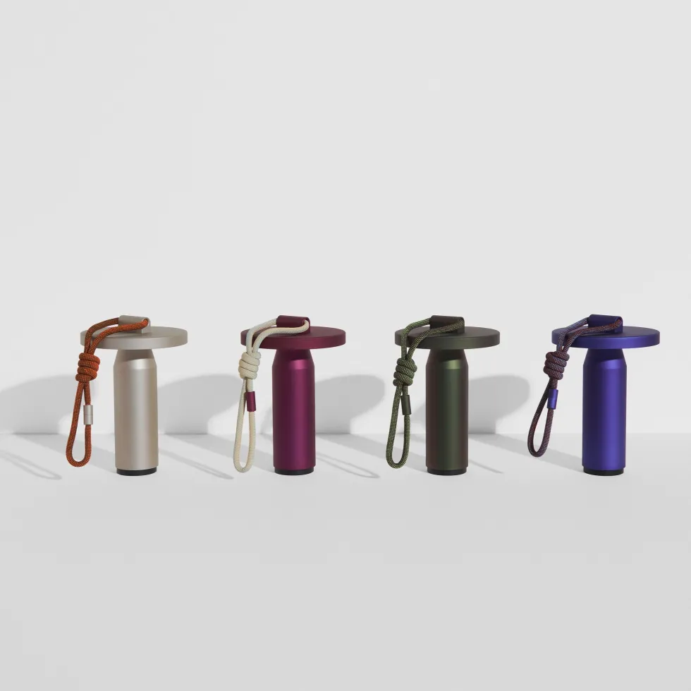 Petite lampe nomade en aluminium gris Quasar - Petite Friture