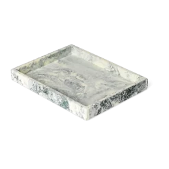 Petit plateau en résine off-white 15x20x2,5cm Mist - Ferm living