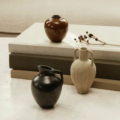 Petit vase en porcelaine terre 6,5 x 7,5 cm Ary - Ferm Living