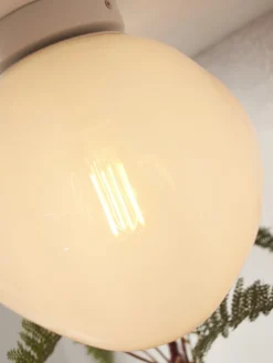 Plafonnier en fer et verre milk white 26cm Helsinki - It's about Romi